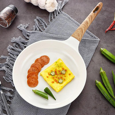 Ceramic frying pan